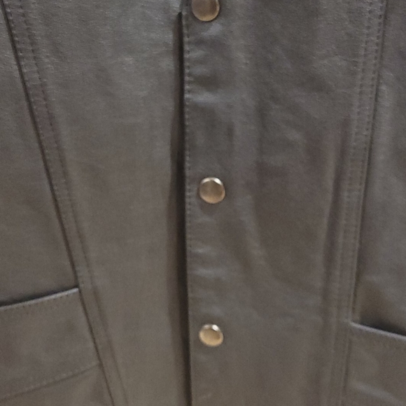 leather vest - Picture 2 of 6